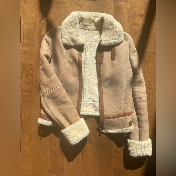 SOLD 🌎 RUDSAK sheepskin beige jacket size S - Picture 2 of 7